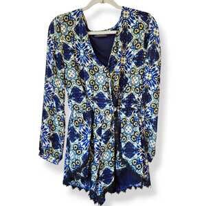 ASTR The Label Women's Long Sleeve Boho Romper Size L V Neck Beachy Vacation